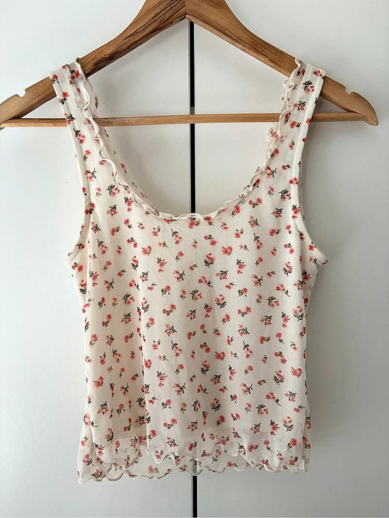 Rebellious Dream Tops - Rebellious Dream Floral Mesh Tank Top in White & Pink Like New
